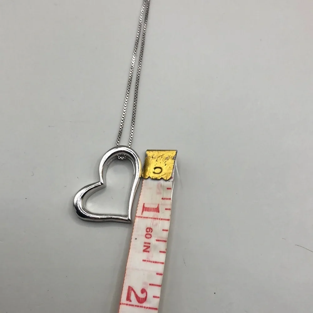 Solid sterling silver 925  open heart romantic pendant chain necklace vintage.